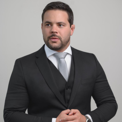 Leonardo César Gomes Garcia - OAB/SP n.º 470.164